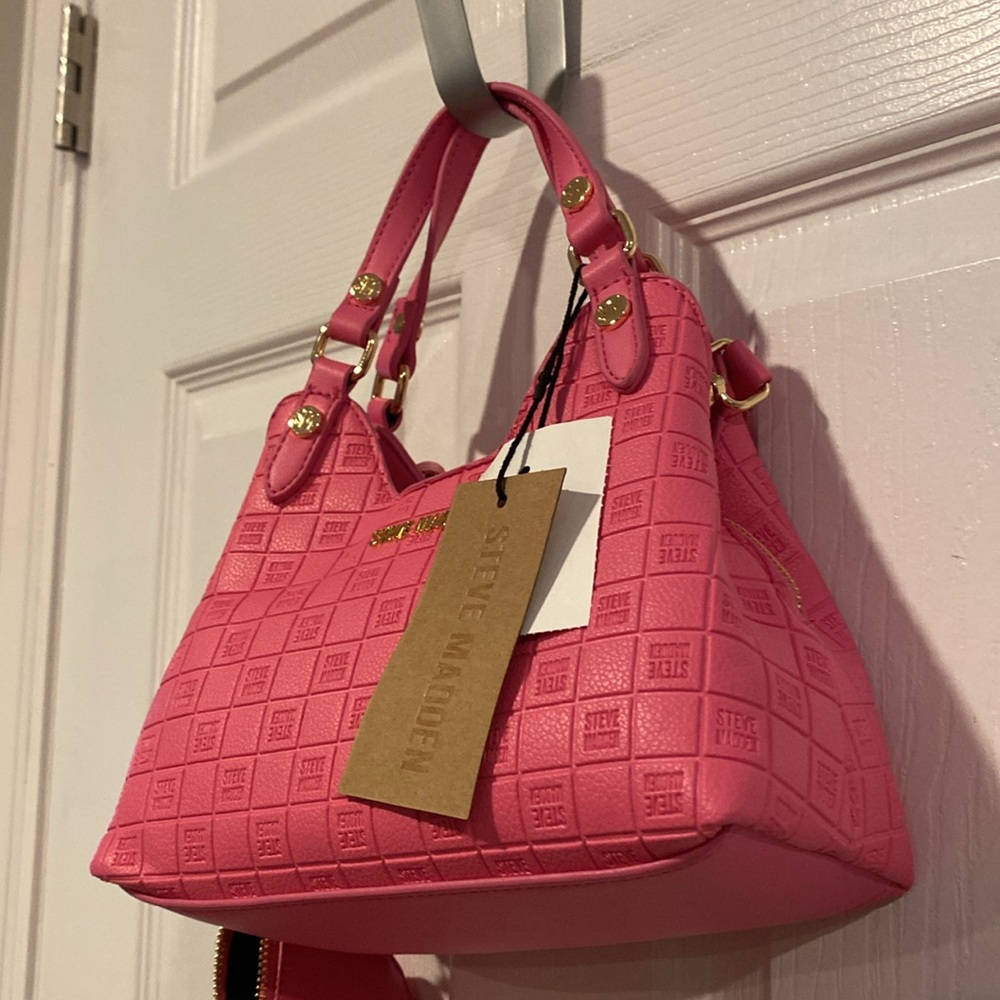BNWT STEVE MADDEN BCami Pink Crossbody Satchel Bag - Picture 2 of 7